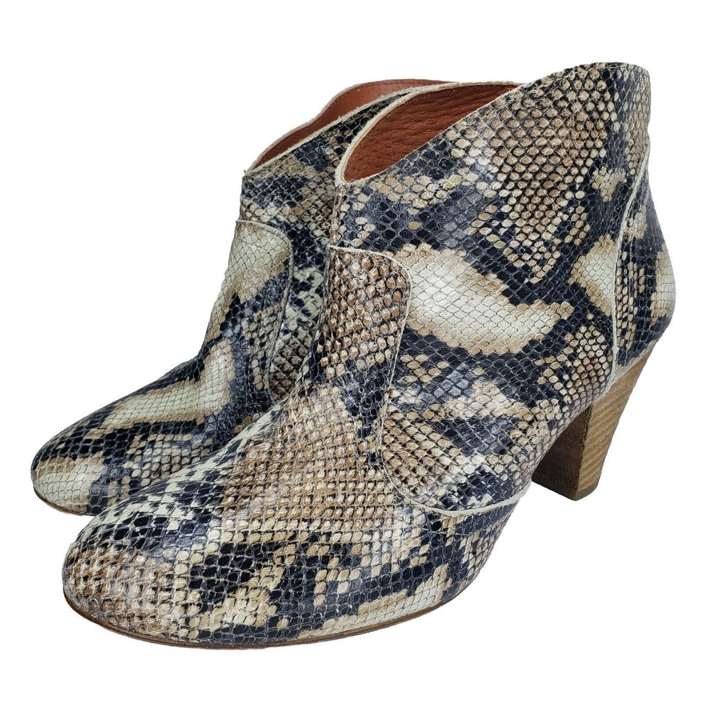 SixtySeven Boots Womens Size 38 Snake Print Leather Ankle Heel Booties